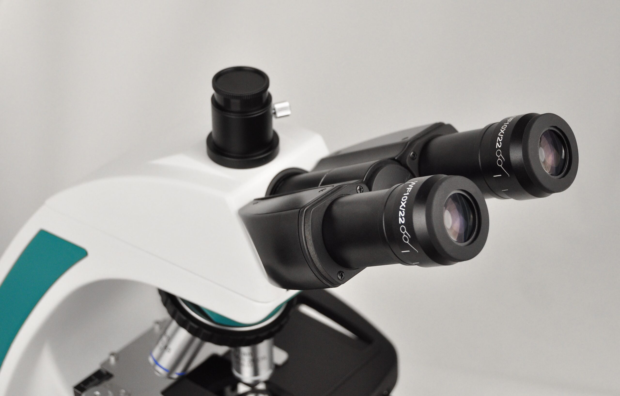 Мікроскоп біологічний професійний MICROmed EVOLUTION ES-4130 (планахромат, інфініті) Мікроскоп біологічний професійний MICROmed EVOLUTION ES-4130 (планахромат, інфініті)